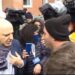 ‘Jashtë, spiun’/ Militantët e Berishës godasin dhe shtyjnë Sekretarin e Bashës, Bejkon: S’kanë faj këta, po ai që i ka sjellë