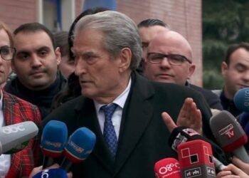 Sa deputetë e mbështesin “fshehurazi”? Berisha: Po shtohen, Basha më i shpërfytyruari i politikës
