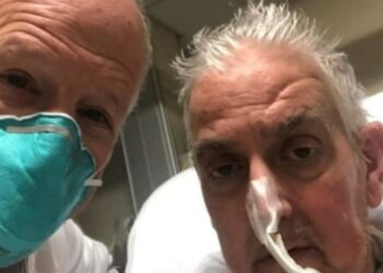 Transplanti i parë në botë/ 57-vjeçarit në Amerikë i vendoset një zemër derri