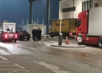 Referendumi në Serbi/ Arrestohet koordinatori, tentoi të kalojë materialet zgjedhore