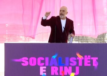 “FRESSH shkoi 30-vjeç, i ri ka mbetur vetëm Pandeli Majko”/ Rama batuta: Përpiqet Taulanti i shkretë, por nuk e arrin dot