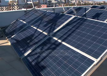 Shqipëria synon të kthehet në eksportues energjie diellore/ Në 2021, mbi 290 biznese u lidhën me impiante fotovoltaike