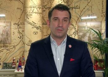 “Argumentet qëndrojnë”/ Veliaj: Ndjesë kush është ofenduar, por ashtu flitet në një dhomë zhveshjesh sportive!