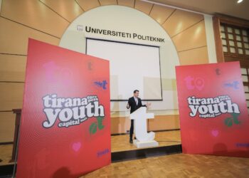 Veliaj ‘thumbon’ sërish Dukën: Pavarësi nuk do të thotë të jesh i paprekshëm!
