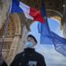 “Kryesoni Evropën, por mos fshini identitetin tonë!”/ Franca heq nga “Harku i Triumfit” flamurin e BE një ditë pas marrjes së presidencës
