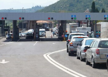 Policia zbulon skemën e kalimit të mallrave kontrabandë në Hanin e Hotit