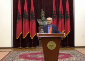 Meta i drejtohet me letër Kushtetueses: Më vendosni në dispozicion provat si u caktua relatori për “çështjen e shkarkimit”. Prisja vendimmarrje të shpejtë…