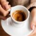“Aleati” i mëngjesit, arsyet pse është mirë të pini kafe/ Ja çfarë ndodh me trupin tonë