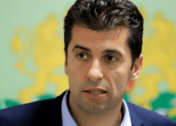 Bullgaria premton heqjen e vetos për Shkupin, shpreson edhe Shqipëria/ Kryeministri Petkov: Interesi i të dy vendeve është që…