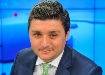 Njerëzit e Berishës, thirrje për rrahjen dhe dhunimin e Lulzim Bashës: Nesër tregojini vendin në Fier!