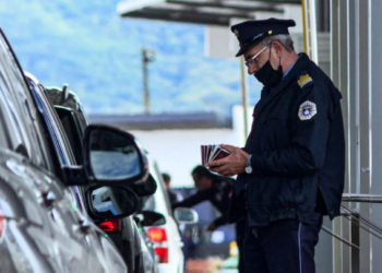 Ashpërsohen masat në Kosovë/ Nuk mund të hyni pa pasur 3 doza të vaksinës, ndalohet lëvizja pas orës…