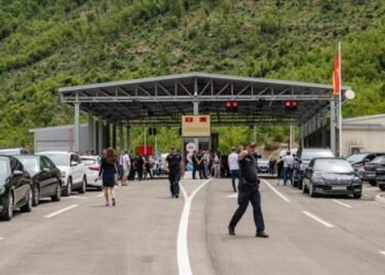 Mali i Zi ashpërson rregullat në kufi prej 2 Janarit. Çfarë duhet të dini?