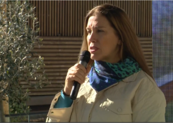 ‘Nuk ka më lokale buzë plazhit’/ Kumbaro njofton bizneset: Ky është afati i fundit kur mund të merrni leje