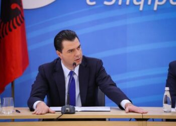 Nis Mbledhja e Këshillit Kombëtar/ Basha: Një pakicë te ne po lufton kundër nesh! Kundërshtari ynë i vetëm mbetet Rama
