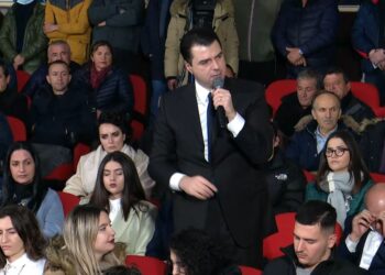 Basha në Durrës: Sali Berisha me lëvizjet dhe akuzat e tij kërkon shkatërrimin e Partisë Demokratike