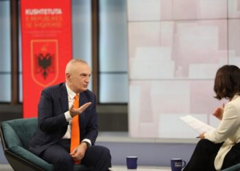 Paralajmërimi i Metës: Do e ankimoj vendimin e Kushtetueses nëse shkarkohem