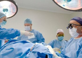 Fenomeni i rrallë në Kosovë/ Një 67-vjeçari i zbulohen organe riprodhuese mashkullore dhe femërore gjatë operacionit