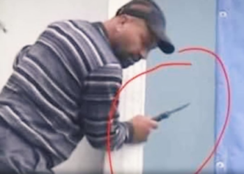 VIDEO/ “Njeriu i Berishës ngjitet me thikë te zyra e Bashës”/ PD: Berisha është gati të bëjë gjithçka për hallin e tij, edhe të lërë viktima