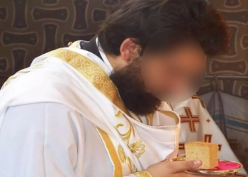 Dëshmia tronditëse e 17-vjeçares që u përdhunua nga prifti: “Qaja çdo ditë nga frika…Ky njeri më përdhunoi jo vetëm trupin por edhe shpirtin”