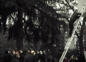 Dhuna në protestë/ PD nxjerr pamjet: Berisha kërkonte që mbi gjakun e demokratëve të negocionte “non grata-n” e tij