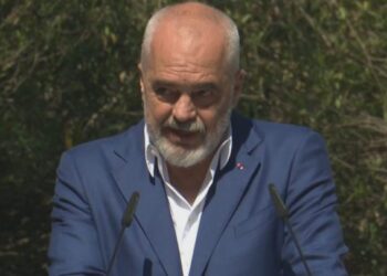 Zgjedhjet e pjesshme lokale/ Rama ‘zbret’ në terren, ja qyteti ku mblodhi në takim socialistët