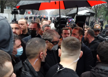 “Na dhunuan”/ Berisha mesazh Ramës: Po merr peng PD, ke bërë një gabim të tmerrshëm, do përgjigjesh!