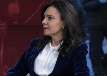 Spiropali: Opozita është në një ‘duel hunjsh’, në zgjedhjet e pjesshme shkojmë me kandidatët më të mirë