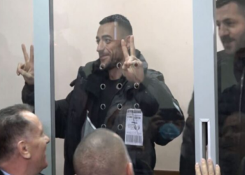 U arrestua në protestën e Berishës/ Stresi flet pas daljes nga qelia: Nuk u mërzita, por u kënaqa