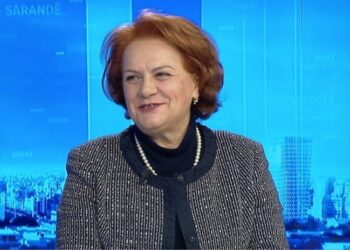 “Shkollat u mbyllën edhe nga ngricat”, drejtoresha në MAS: Këto ditë kanë shërbyer për frenimin e infektimeve