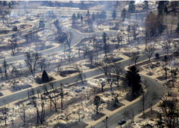 Tre të vdekur dhe 1000 shtëpi të shkatërruara nga zjarri/ Biden shpall gjendje katastrofe në Kolorado