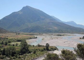 Qeveria shqiptare do rishikojë kufijtë e Zonave të Mbrojtura/ Aktivistët: Vendimet do zvogëlojnë sipërfaqet