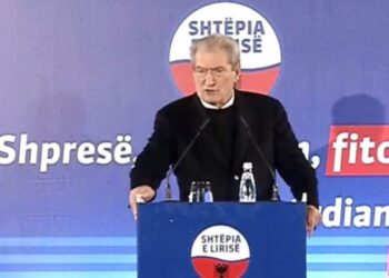 “Në shqip është deklaratë e Ramës”/ Berisha i përgjigjet Yuri Kim: Kush mërzitet nga standardet e lirisë i themi rrugë e mbarë!