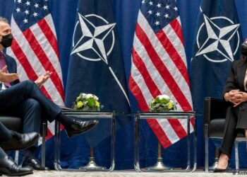 “Pritet pushtimi i gjerë i Ukrainës”/ Shefi i NATO-s: Rusia nuk po tërhiqet! Sulmi mund të ndodhë së shpejti