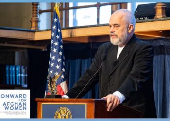 Instituti për Paqen dhe Sigurinë falenderon Ramën: Mirënjohje për ndihmën e grave afgane; Kryeministri sjell përvojën e tij: Unë jam katolik, bashkëshortja ime myslimane…