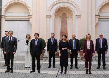 Ministrat e Jashtëm të G-7 thirrje Rusisë: Tërhiqu! Çdo agresion do të ketë pasoja të mëdha.