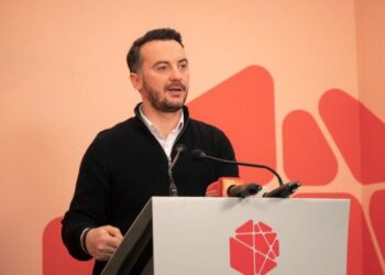 U arrestua pak para se të futej në emision, jepet vendimi për bashkëshortin e ish-ministres shqiptare