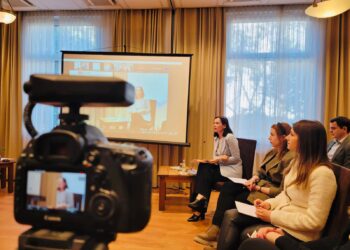 Lançohet Programi Rajonal i Lëvizshmërisë për Lidershipin Rinor: Të rinjtë serbë dhe shqiptarë bashkëveprojnë për të ndikuar politikat kombëtare dhe rajonale
