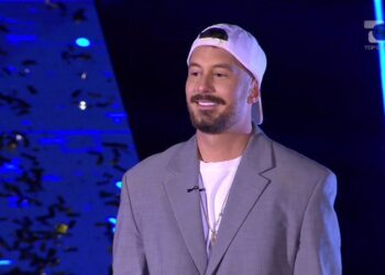 VIDEO/ Harruan t’i jepnin çekun 10 mijë eurosh, Donaldi bën reagimin epik: Se i harroni këto të voglat. Më duhen….