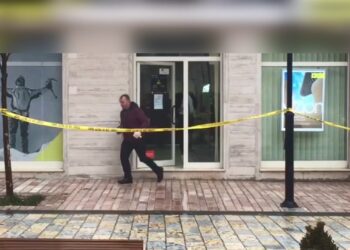 Tentohet grabitja e bankës së nivelit të dytë në Tiranë, autorët do hynin nga kanalet e ujërave të zeza