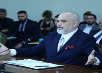 Rama, ironi me Bashën: Kam parë lopë të egra me dhëmbë si peshkaqeni në kodrat me plehra, s’kthehemi më aty