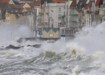 Stuhia e fuqishme që ka goditur Europën, shkon në 16 numri i viktimave