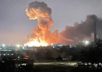 Ukraina rrezikon të bjerë/ Trupat ruse hyjnë në rajonin e Kievit, luftime të ashpra afër kryeqytetit. Marrin nën kontroll aeroportin