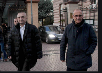 Vasili s’duron t’i “prekin” Metën: Gjymtyrë të mafias flasin në emër të Kuvendit, krim shtetëror para Kushtetueses!