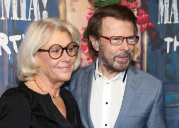 “Do të mbetemi miq të mirë”, anëtari i ABBA-s divorcohet pas 41 vitesh, çifti habit me deklaratën