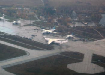 ‘200 helikopterë dhe disa forca ushtarake’/ Rusia merr kontrollin e aeroportit pranë Kievit