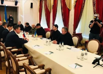 Mbyllen bisedimet mes Rusisë dhe Ukrainës, pas konsultimeve pritet raundi i dytë