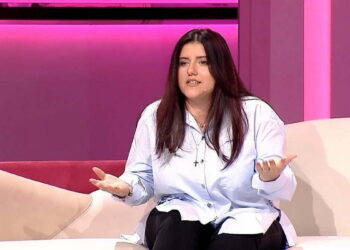 “Kur binte shi, prindërit na mbulonin me plastmas”, Françeska rrëfen: Rrinin zgjuar tërë natën