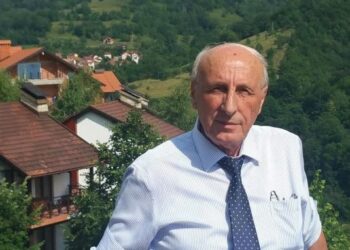 Et’hem Ruka: Shqipëria ndërton shumë pallate e grataçela, por një familje modeste duhet të punojë gjithë jetën për të patur një strehë