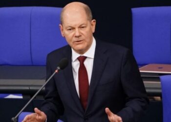 Kancelari gjerman premton: 100 miliardë euro investime në mbrojtje të Ukrainës