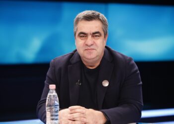 31 vjet nga rrëzimi i shtatores së Enver Hoxhës / Blendi Gonxhja: Berisha ishte kundër protestave!